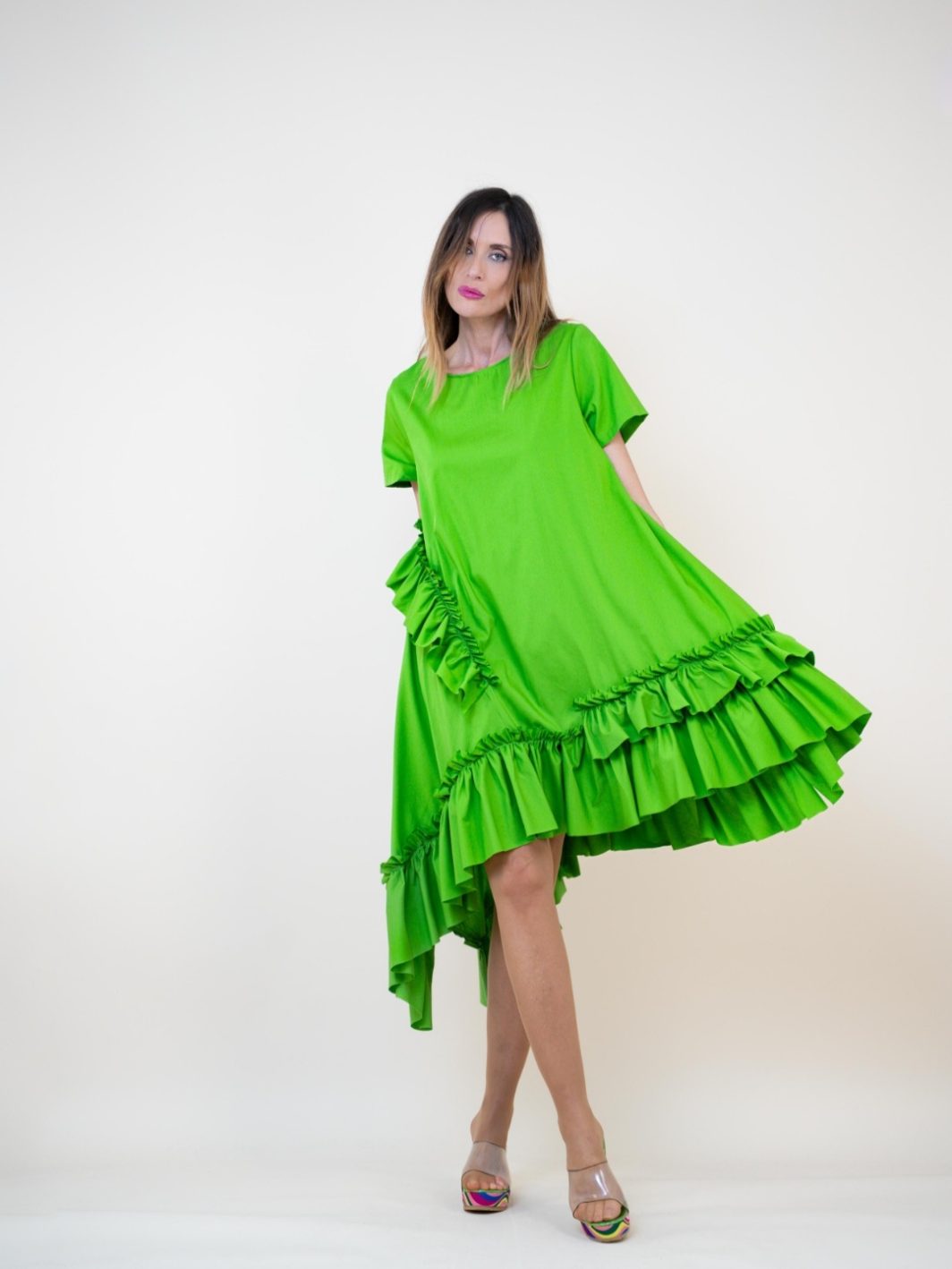 Vestido Verde Volantes Asimétrico