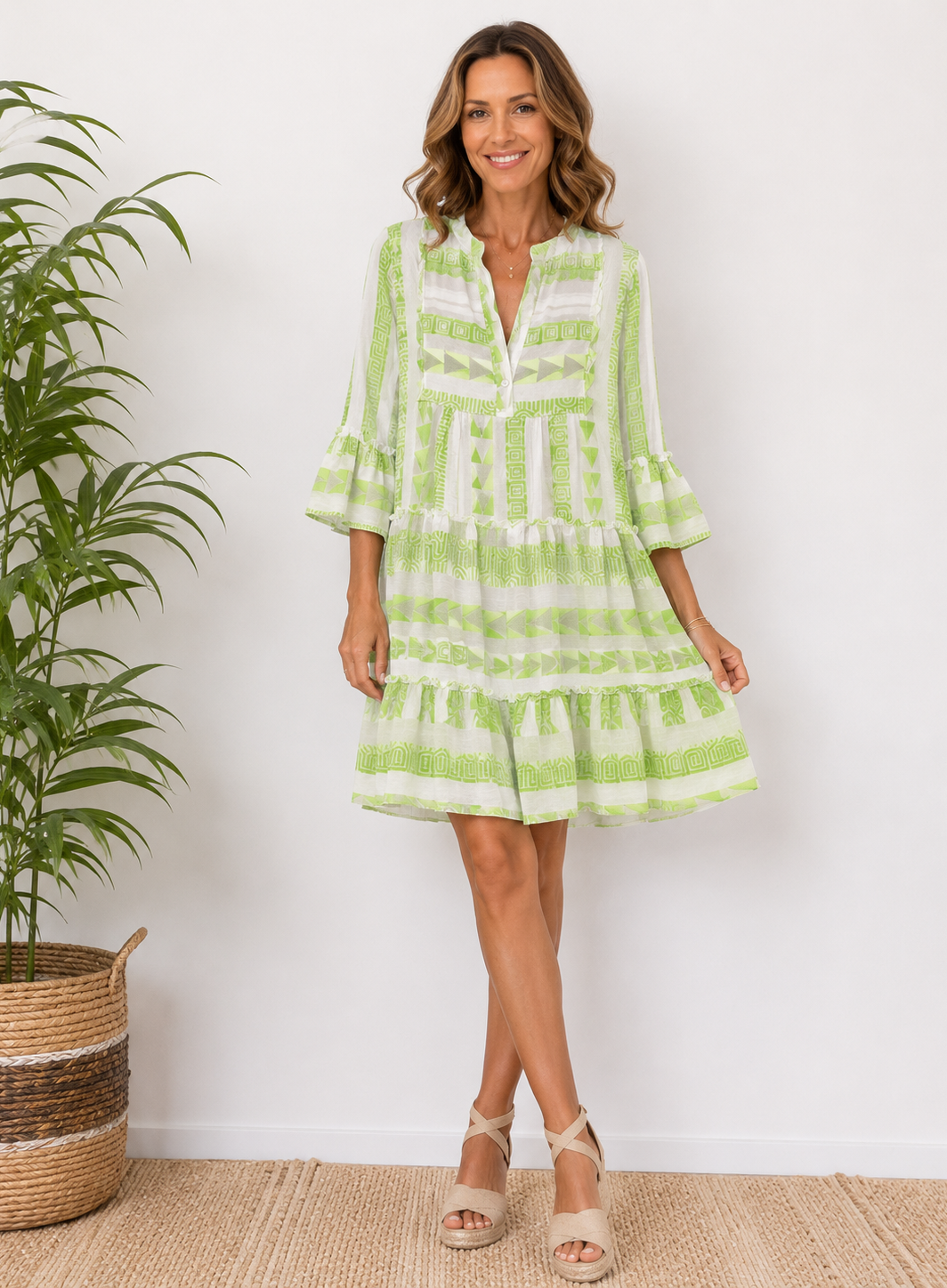 Vestido Corto Estampado Verde Fluor